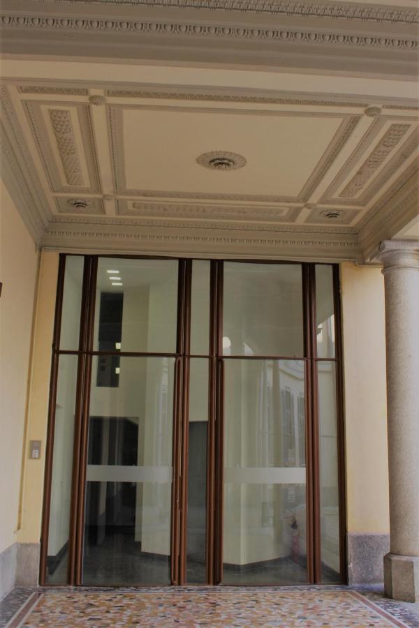 Palazzo Della Torre Elegant Apartment In Комо Экстерьер фото